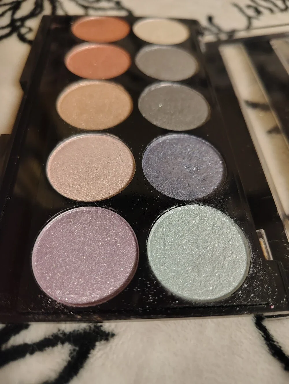 Eyeshadow Palette Bundle NRW W7 10 Out Of 10 And NEW ColorMates 12 Shades